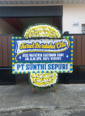 Papan Bunga Duka di Haurgeulis